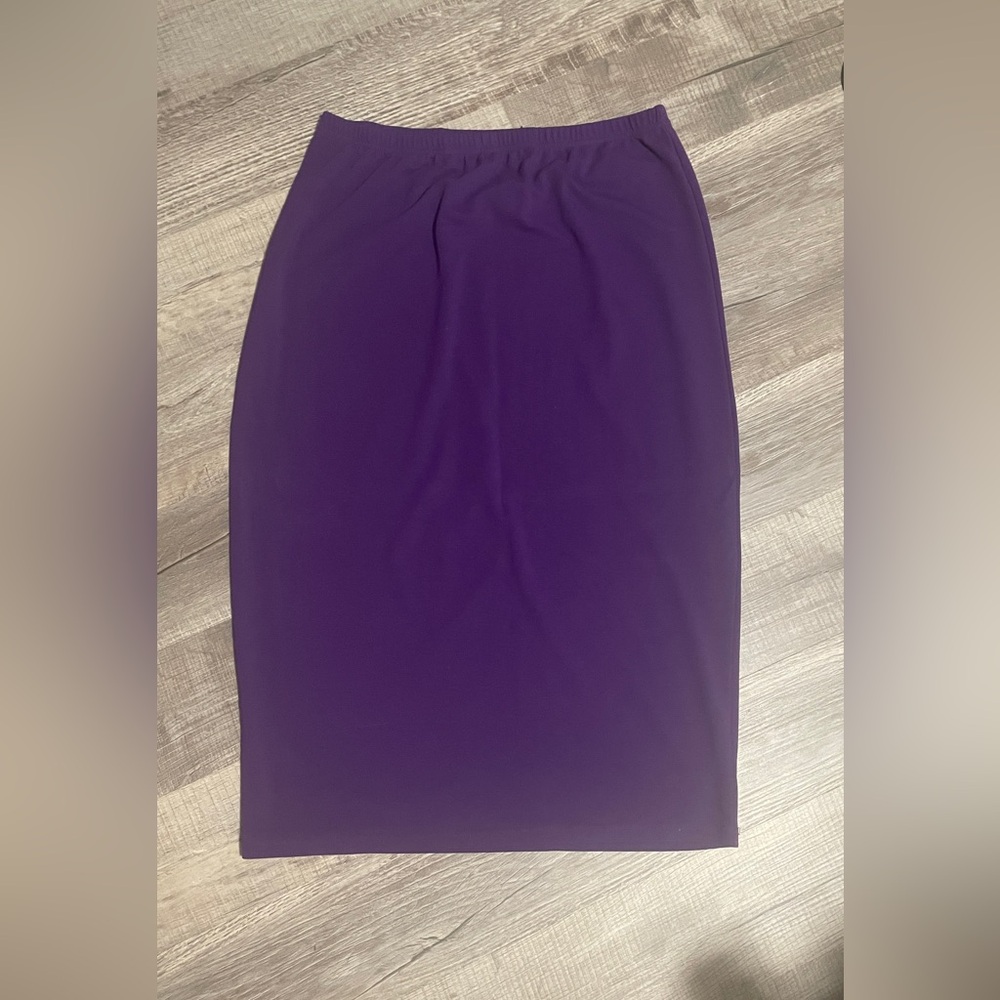 Nuggles skirt